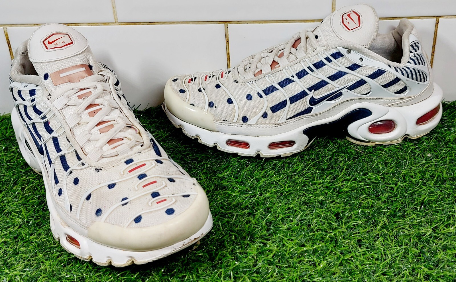 white max 97